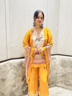 ZRI Amber Crape Printed And Embellished Kaftan Set