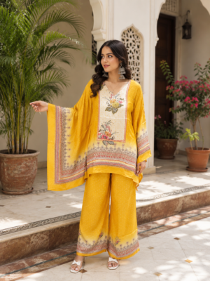 Women Amber Crape Printed And Embellished Kaftan Set