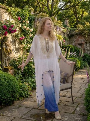 Women White Embroidered And Embellished Kaftan Set